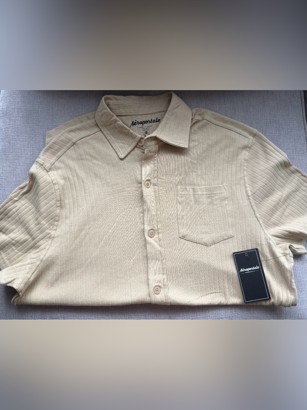 NWT Aeropostale Men's Beige Cream Ribbed Button-Down Shirt